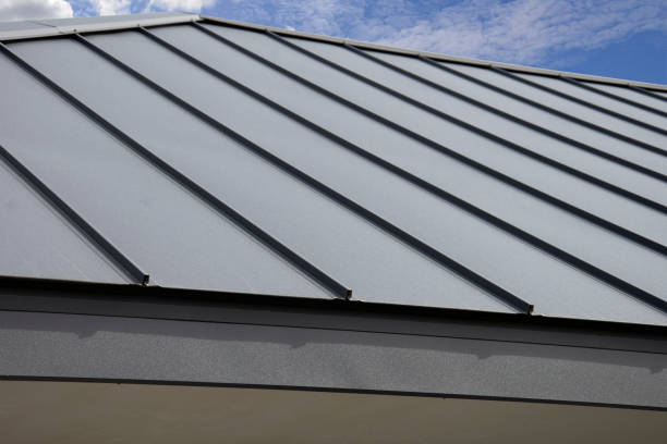 Best Flat Roofing  in West Union, IA